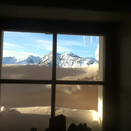 Riefe Apartment